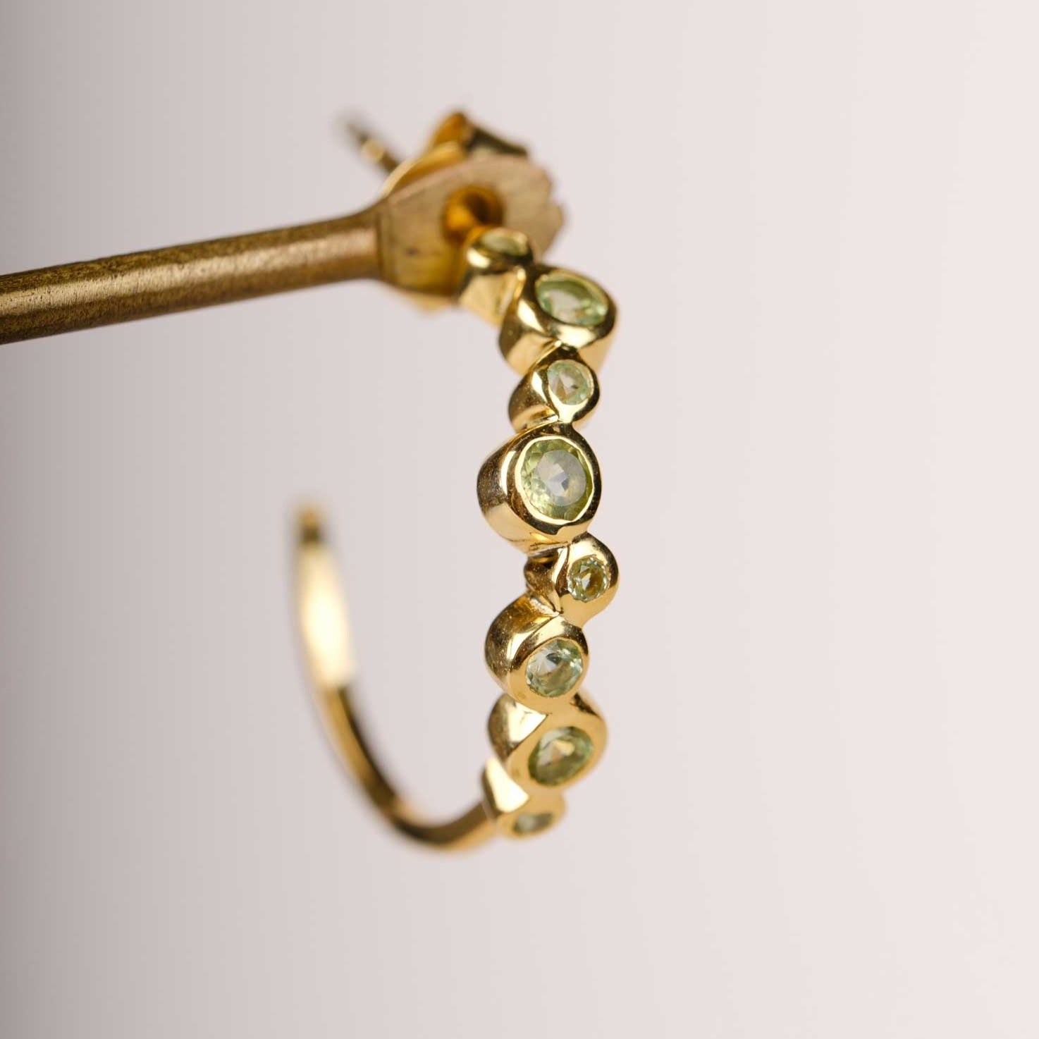 Pomegranate CAPRI Hoop Earrings Peridot at EC One London